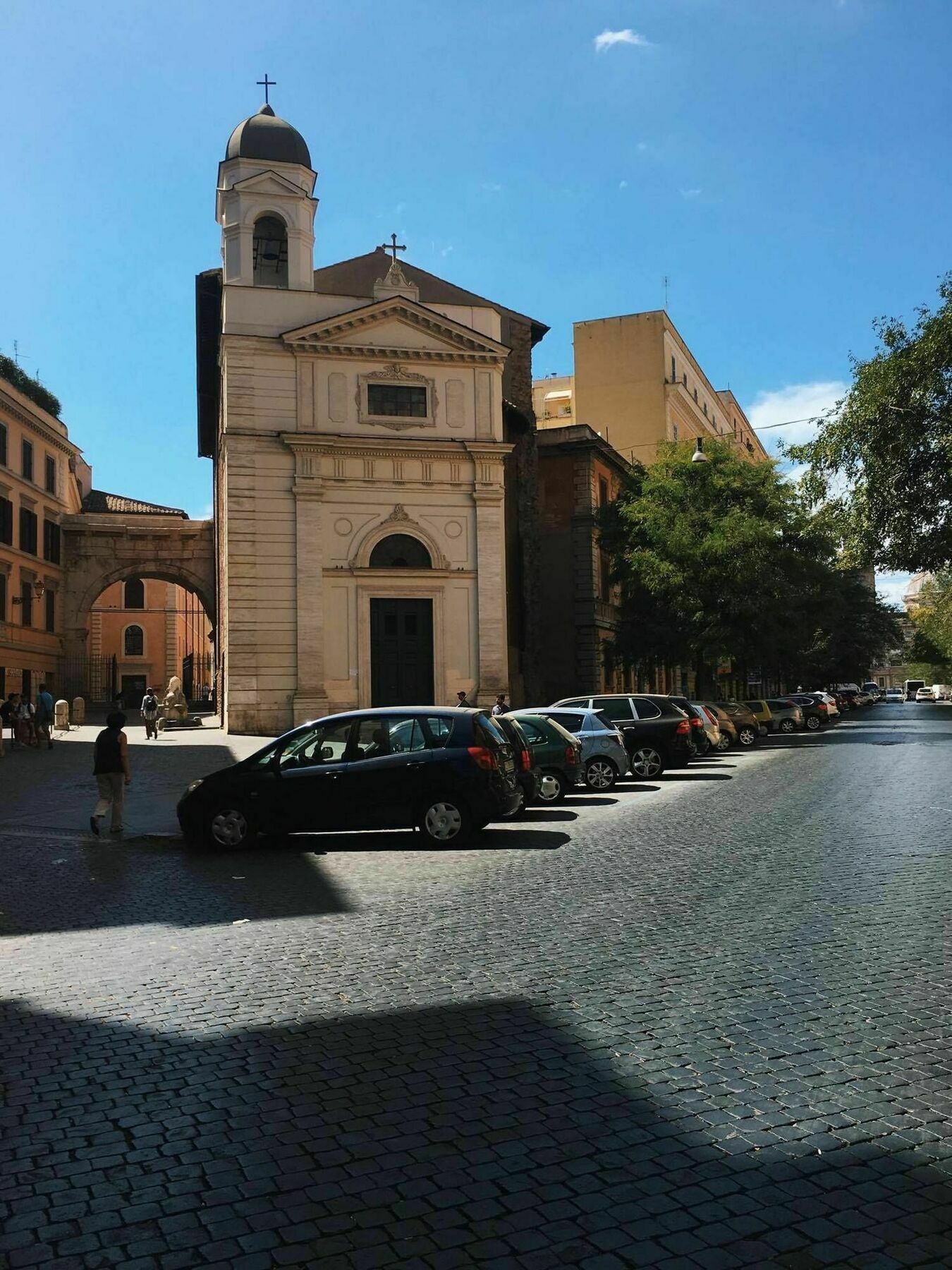 Roman 3* Rome